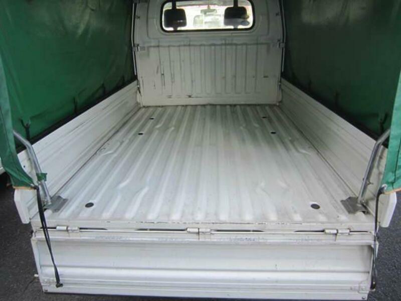 MINICAB TRUCK