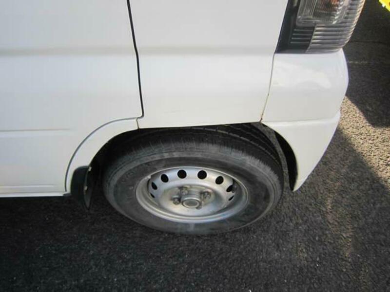 MINICAB TRUCK