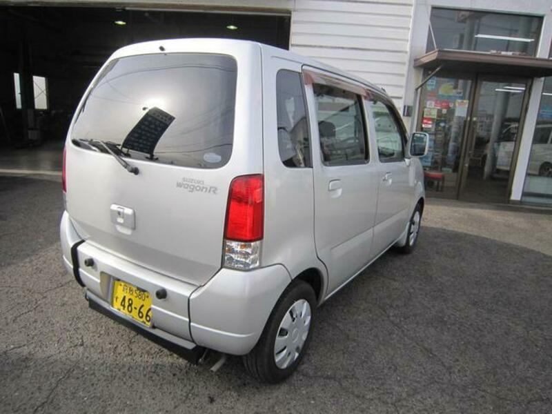 WAGON R