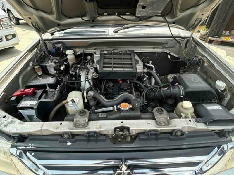 PAJERO MINI