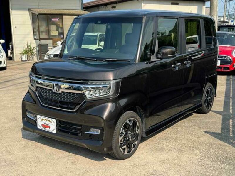 N BOX CUSTOM