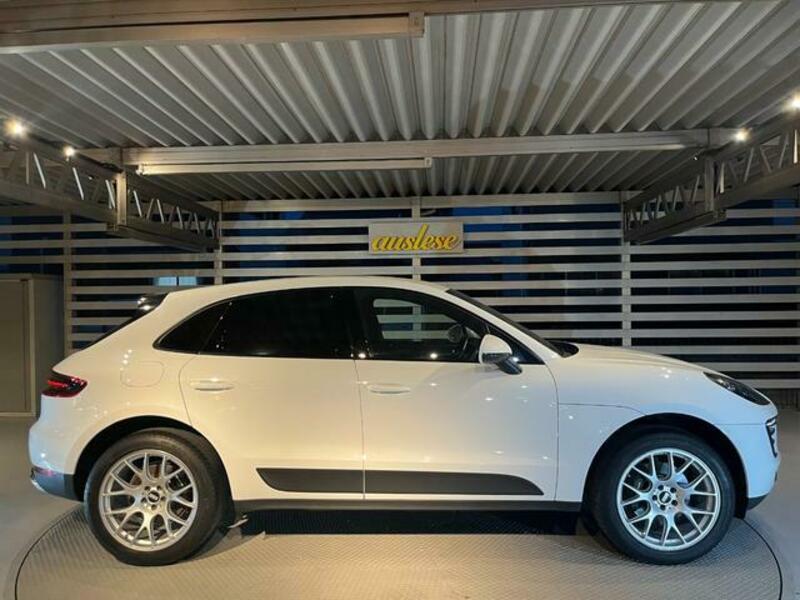 MACAN