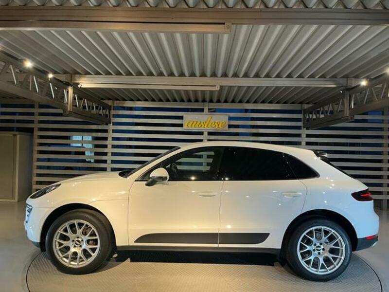 MACAN