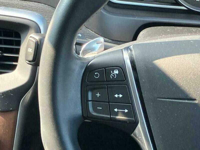 V40