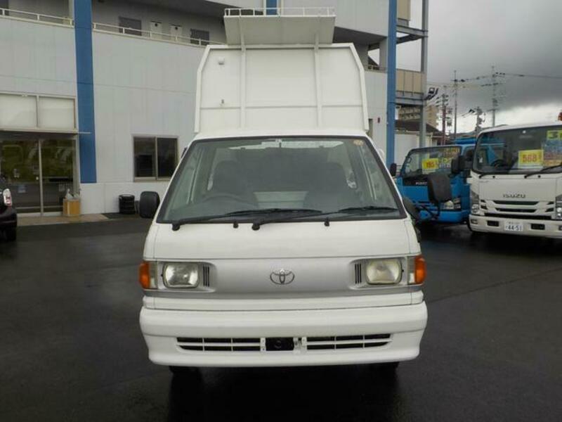 TOWNACE TRUCK