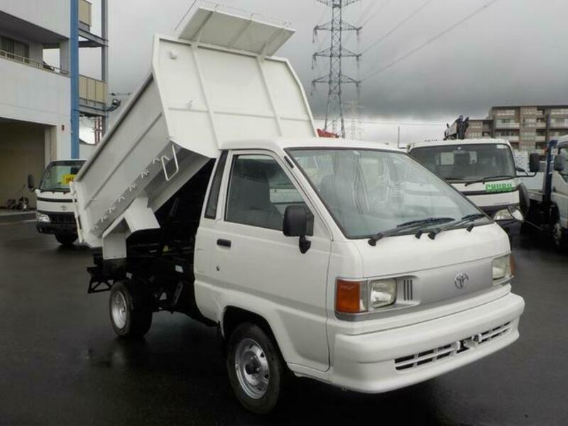 TOWNACE TRUCK