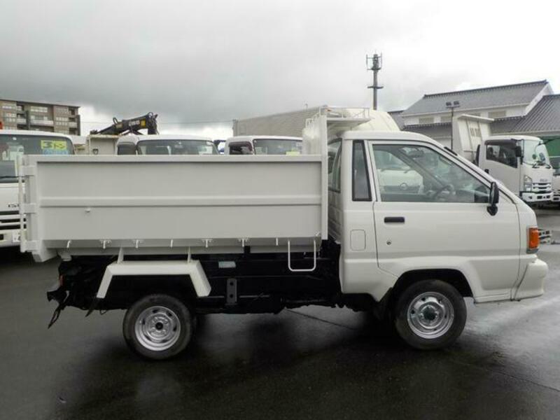 TOWNACE TRUCK