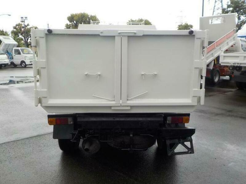 TOWNACE TRUCK