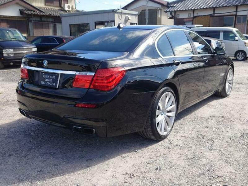 7 SERIES