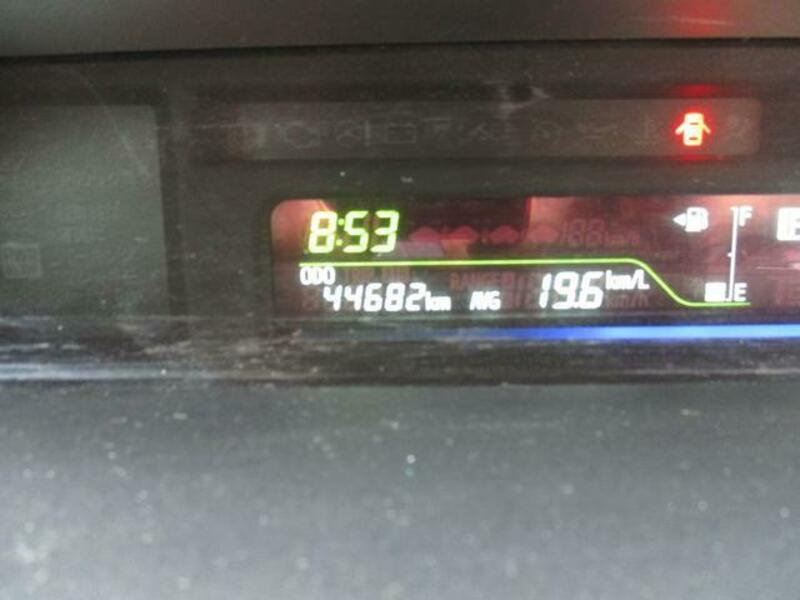 PRIUS ALPHA