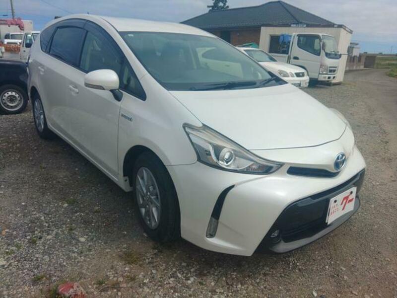PRIUS ALPHA
