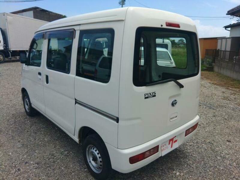PIXIS VAN