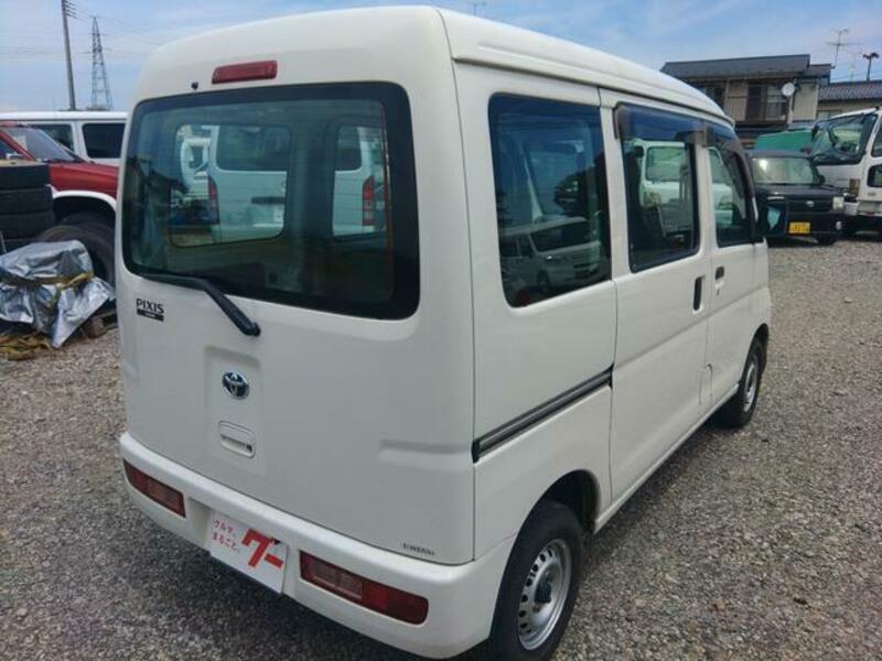 PIXIS VAN