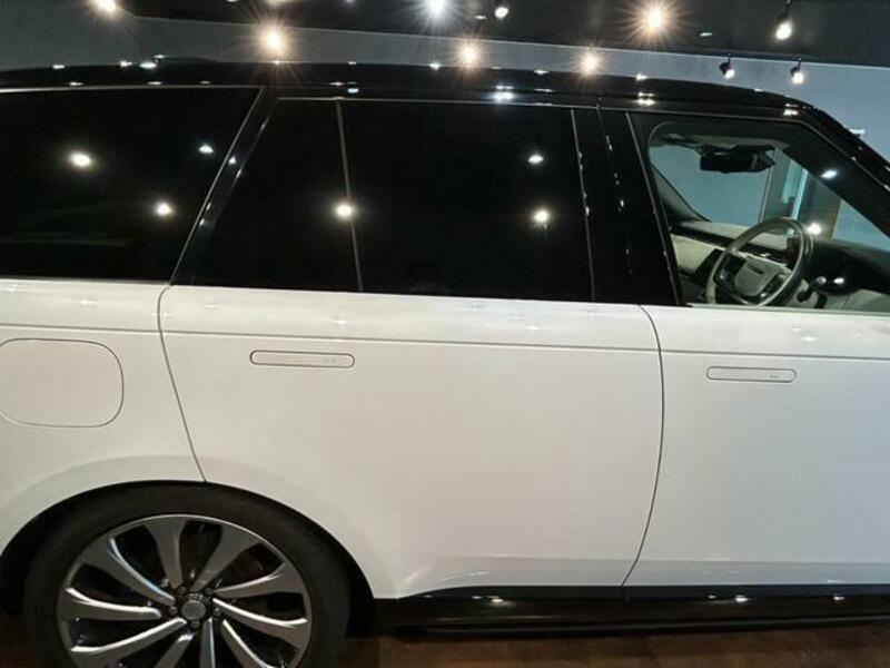 RANGE ROVER