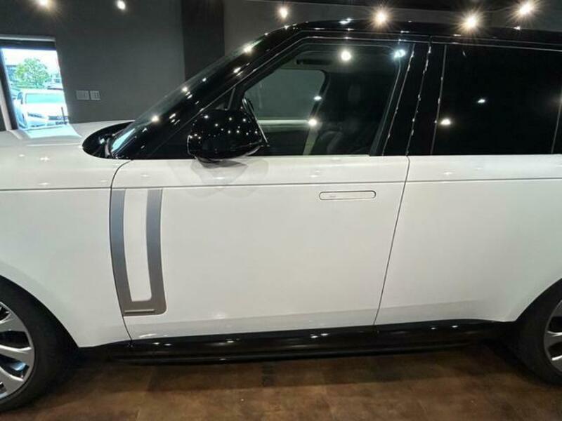 RANGE ROVER