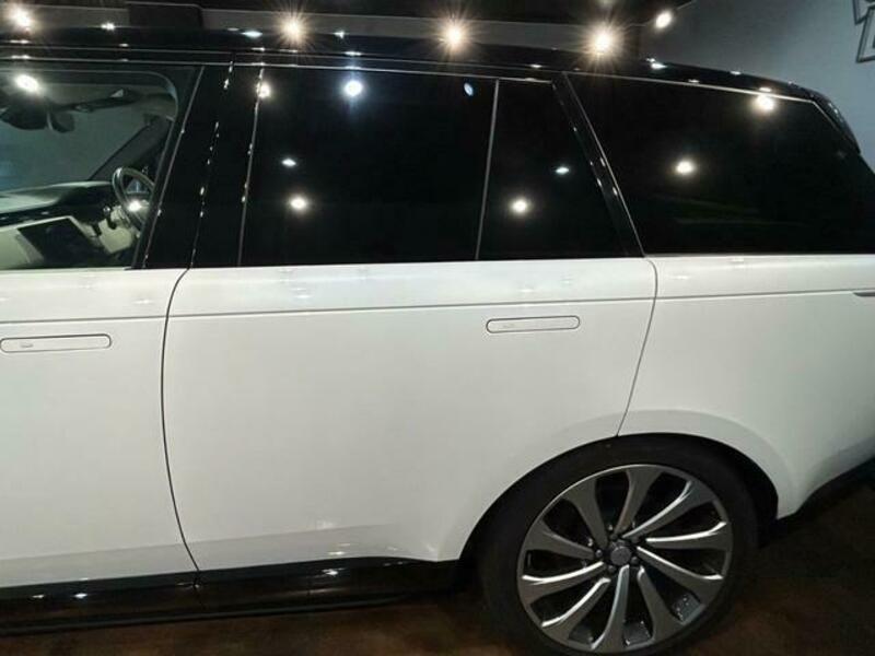 RANGE ROVER