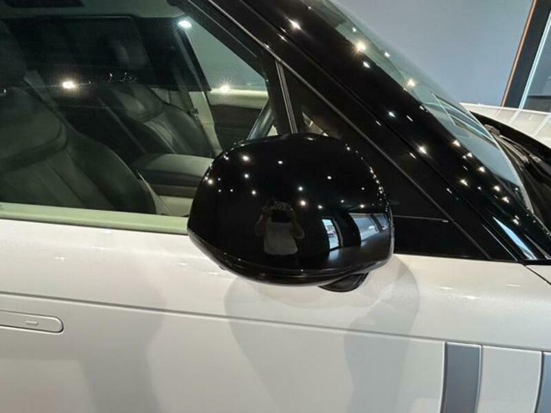 RANGE ROVER