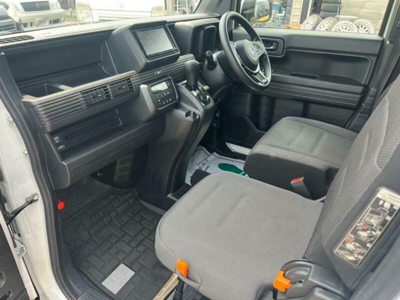 N-VAN
