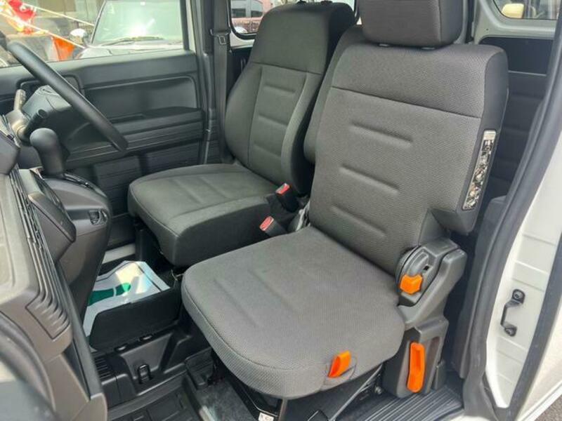 N-VAN
