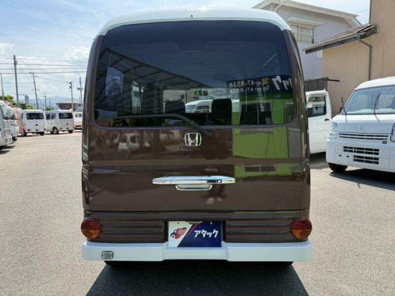 ACTY VAN