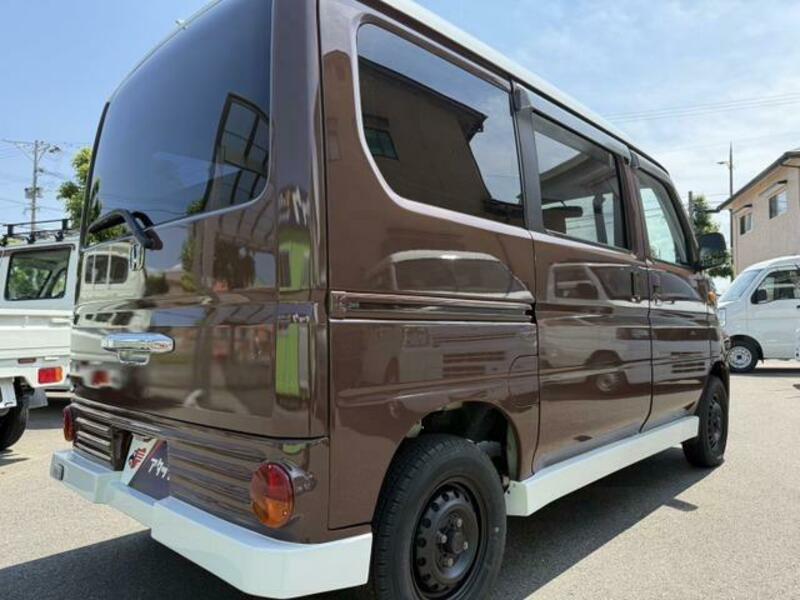 ACTY VAN