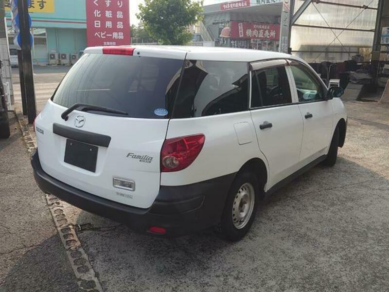 FAMILIA VAN