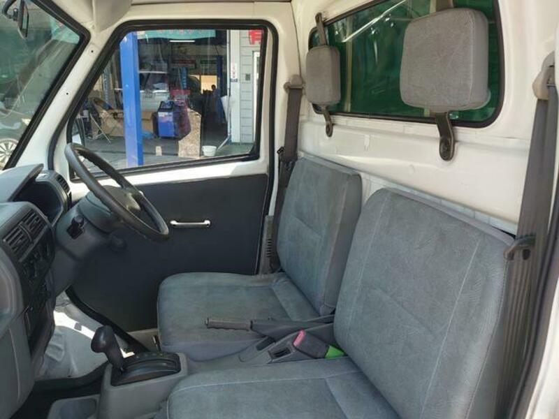 MINICAB TRUCK