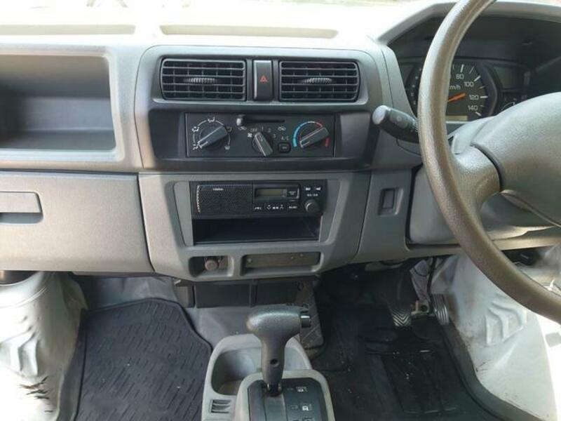 MINICAB TRUCK
