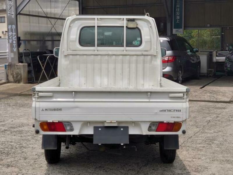 MINICAB TRUCK