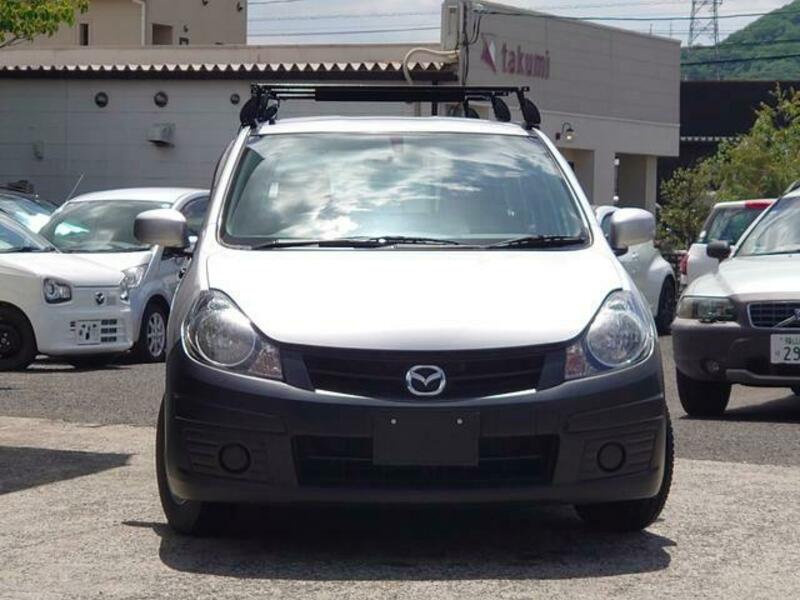 FAMILIA VAN
