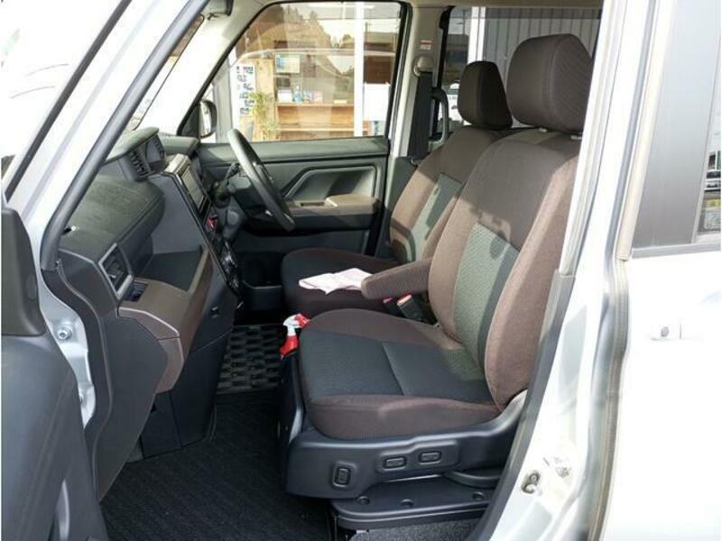 ROOMY