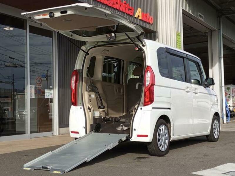 HONDA N BOX