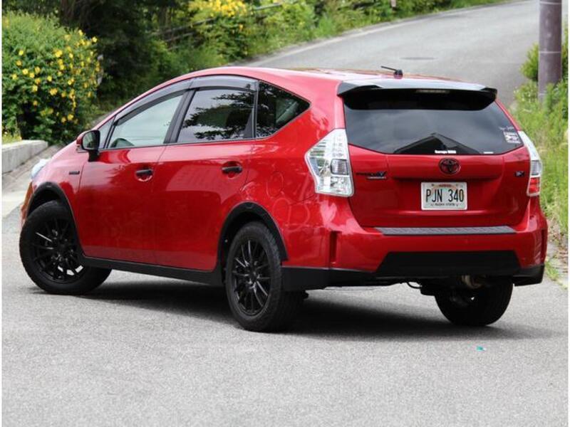 PRIUS ALPHA