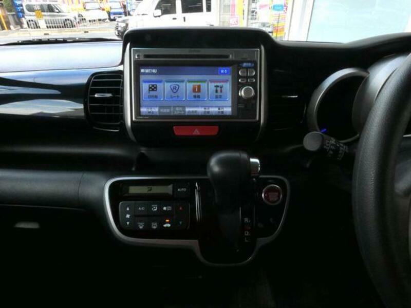 N BOX CUSTOM