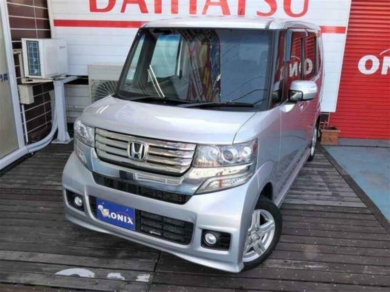 N BOX CUSTOM