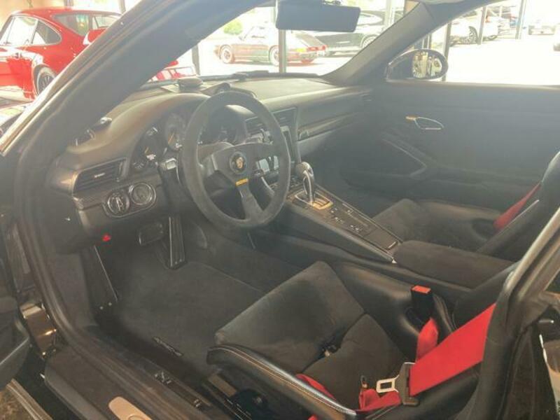 911