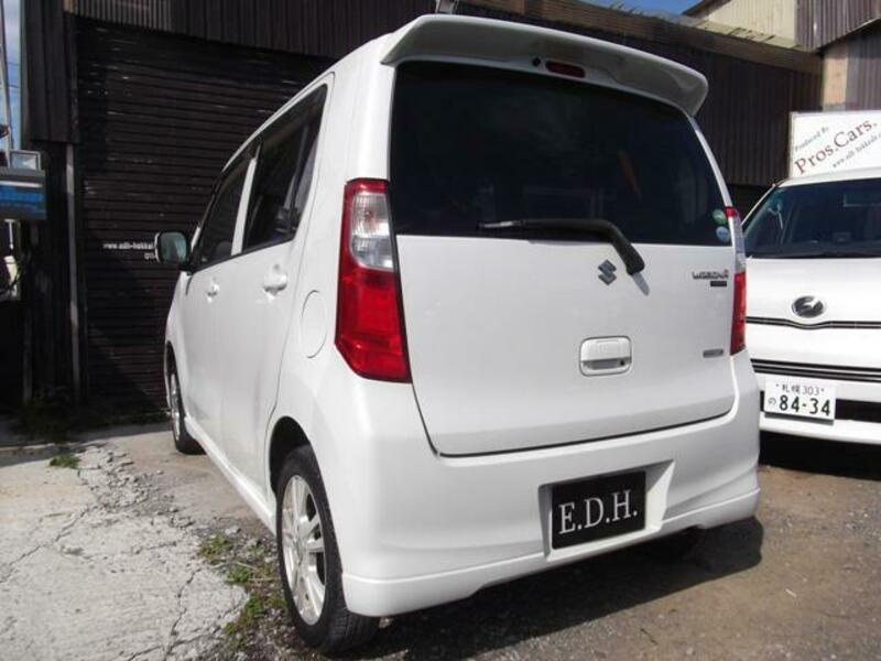 WAGON R