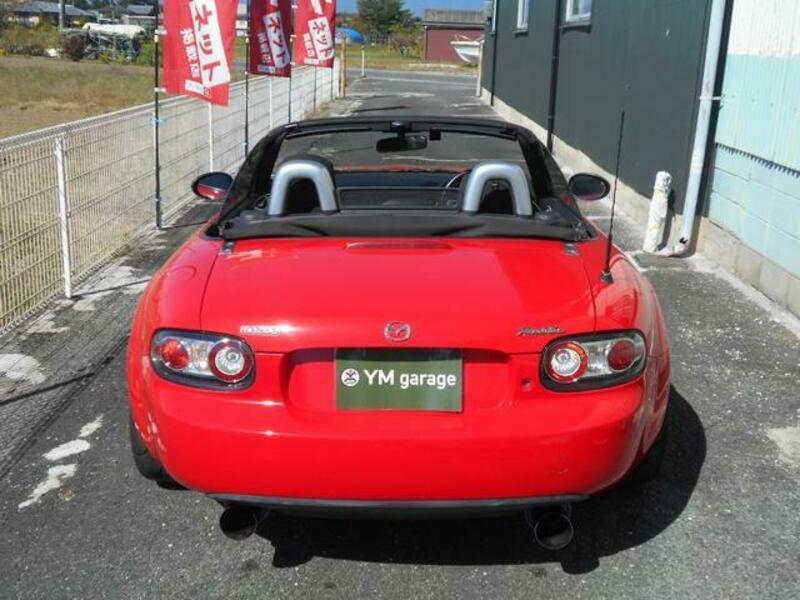 ROADSTER