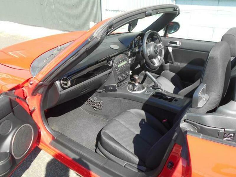ROADSTER
