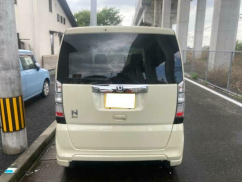N BOX