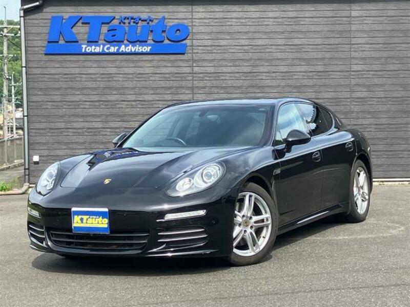 PANAMERA-0