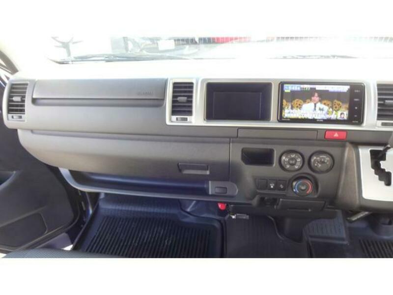 HIACE WAGON