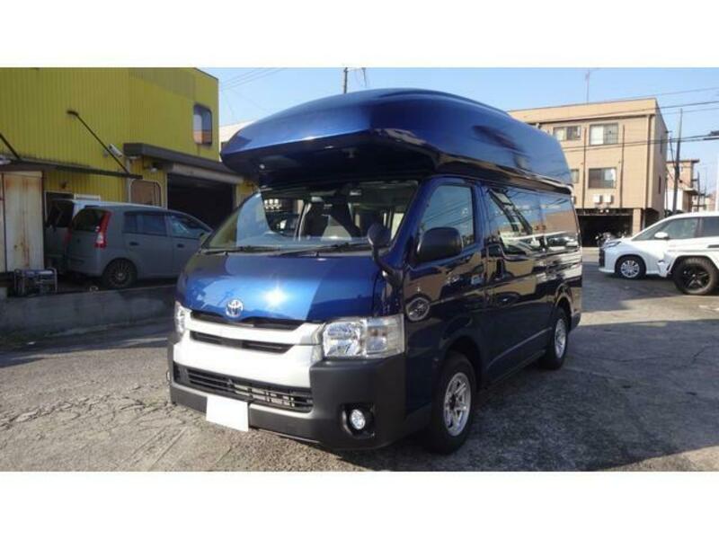 TOYOTA HIACE WAGON