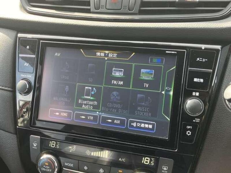 X-TRAIL