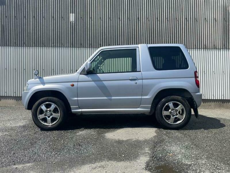 PAJERO MINI