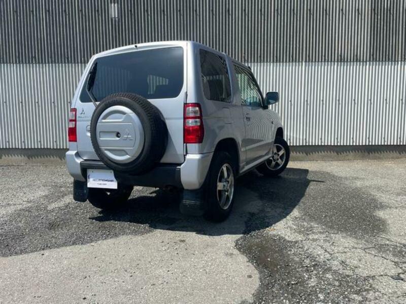 PAJERO MINI