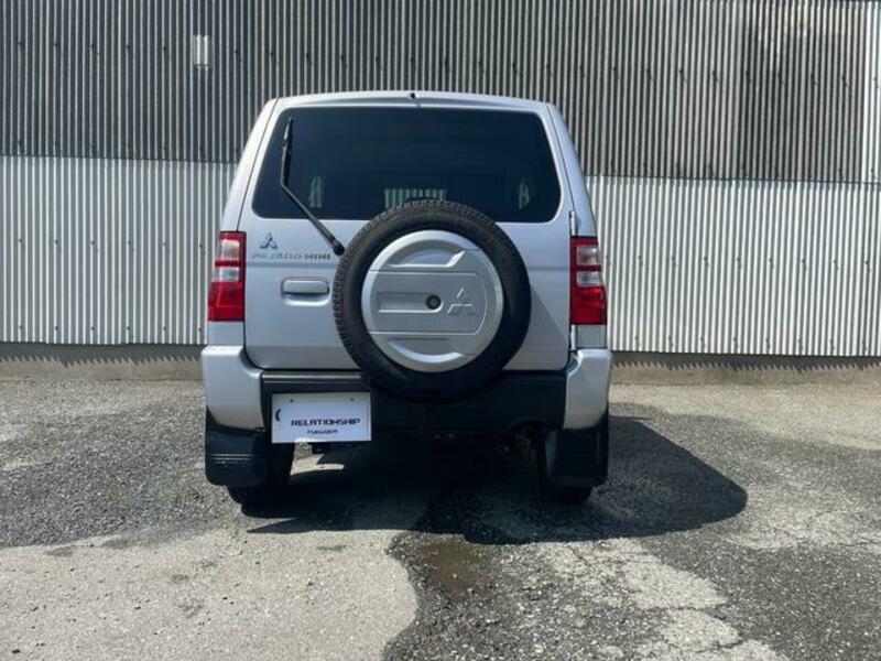 PAJERO MINI