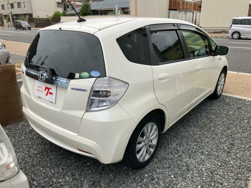 FIT HYBRID