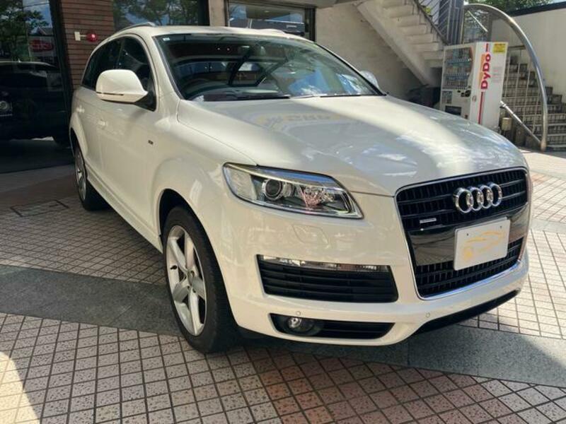 Q7