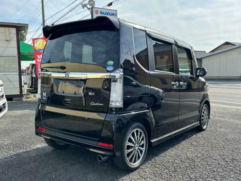 N BOX CUSTOM